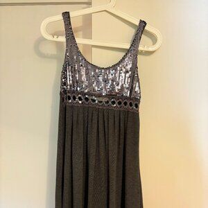 Stylish Grey Sleeveless Dress with Sequin Detail